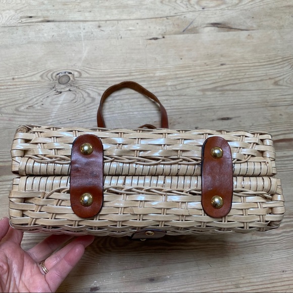 Vintage Simon Hong Kong Straw and Leather Handbag - Picture 5 of 11